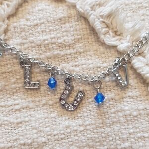 Y2K 2000s Handmade Silver-Tone Blue & White Crystal Bead Choker with Clasp